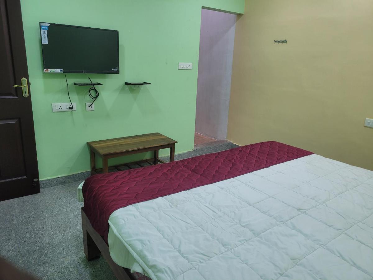French Park Inn Puducherry Buitenkant foto