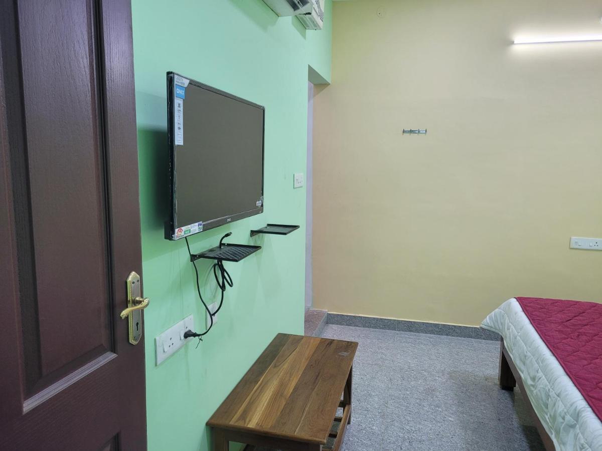 French Park Inn Puducherry Buitenkant foto