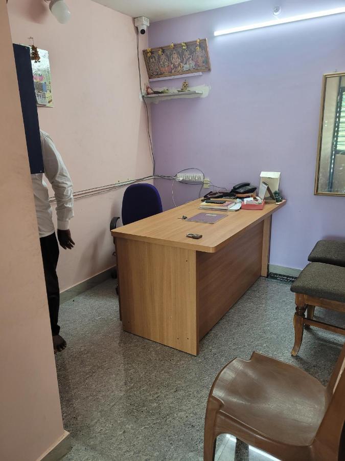 French Park Inn Puducherry Buitenkant foto