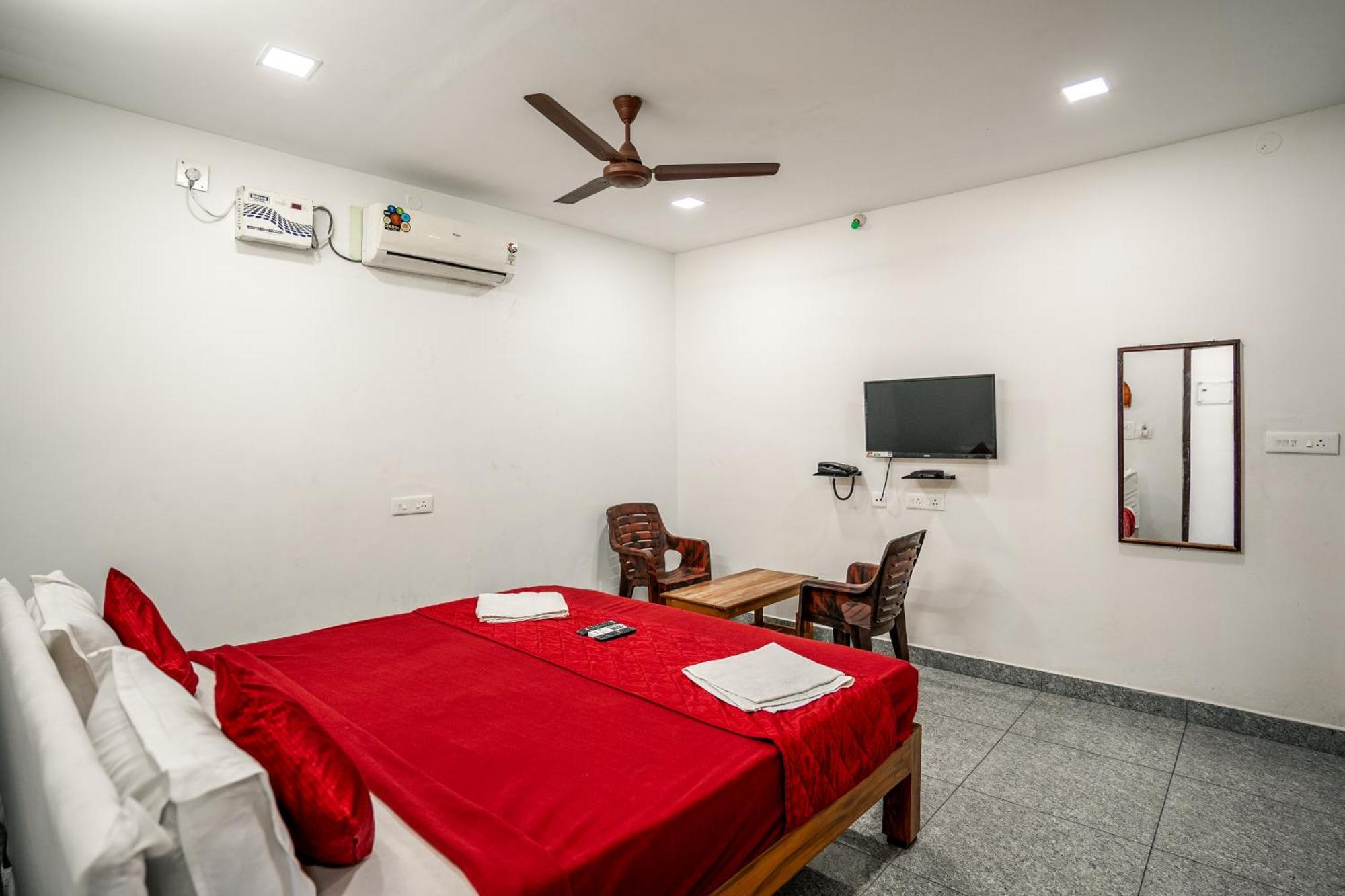 French Park Inn Puducherry Buitenkant foto